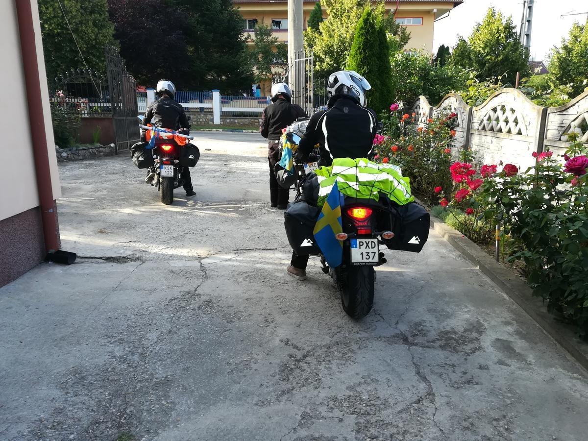 Casa Lidia și Gogu Hotel Budeasa Mare Exterior foto